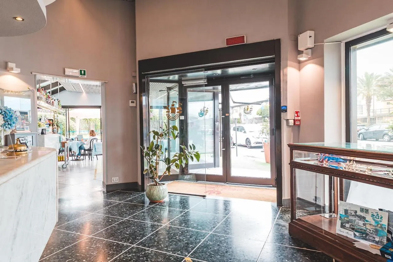 ***  Hotel Santa Maria Chiavari Itália